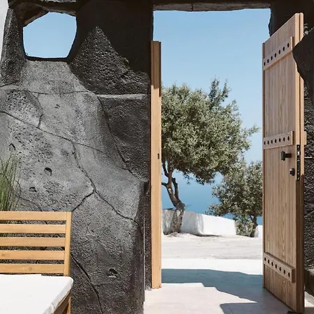 23 Smart Imerovigli (Santorini)