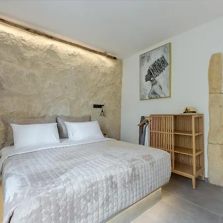 23 Smart Villa