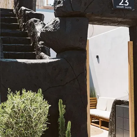 Villa 23 Smart Imerovigli (Santorini)