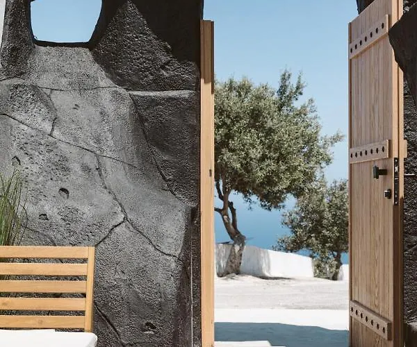 23 Smart Imerovigli (Santorini)