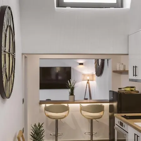 23 Smart By The Collector Villa